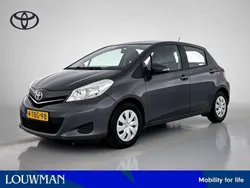 Grijs Gebruikt 2014 Toyota Yaris Hatchback | € 9.750 (Goede deal)