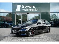 Zwart Gebruikt 2025 BMW 550e M Sport Stationwagen | € 97.988 (Super prijs)
