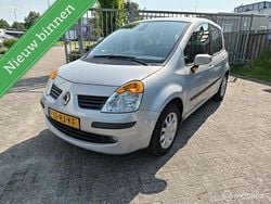 Grijs Gebruikt 2005 Renault Modus Dynamique MPV | € 3.990 (Duur)