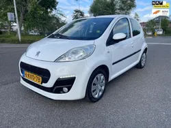 Wit Gebruikt 2013 Peugeot 107 Active Hatchback | € 3.495 (Goede deal)