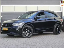 Zwart, metallic lak Gebruikt 2020 VW Tiguan R-line SUV | € 32.900 (Iets duurder)
