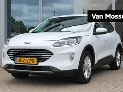 Wit Gebruikt 2022 Ford Kuga Titanium SUV | € 22.945 (Super prijs)