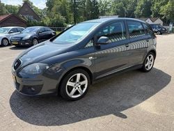 Grijs Gebruikt 2011 Seat Altea Style MPV | € 3.500 (Super prijs)