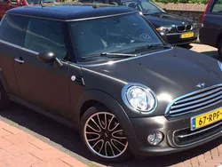 Zwart Gebruikt 2011 Mini Cooper Chili Hatchback | € 4.895 (Super prijs)