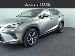 Grijs, metallic lak Gebruikt 2017 Lexus NX300h President Line SUV | € 37.900 (Iets duurder)