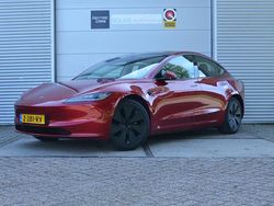 Rood Gebruikt 2024 Tesla Model 3 Long Range AWD Sedan | € 44.999