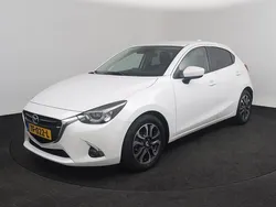 Snowflake white pearl (wit metallic) Gebruikt 2018 Mazda 2 Hatchback | € 12.450 (Eerlijke prijs)