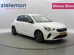 Wit, metallic lak Gebruikt 2021 Opel Corsa-e Edition Hatchback | € 13.345 (Goede deal)