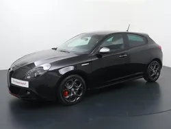 Zwart Gebruikt 2017 Alfa Romeo Giulietta Super Hatchback | € 16.940 (Eerlijke prijs)