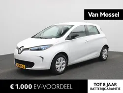 Ijswit 369 Gebruikt 2019 Renault Zoe Life Hatchback | € 9.940 (Eerlijke prijs)
