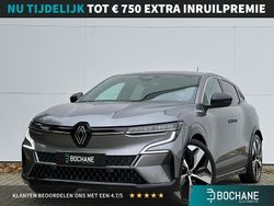 Grijs Gebruikt 2022 Renault Mégane Techno Hatchback | € 26.740 (Eerlijke prijs)