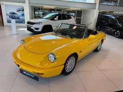 Geel Gebruikt 1992 Alfa Romeo Spider Cabriolet | € 19.900
