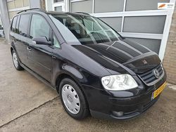 Zwart Gebruikt 2006 VW Touran Business MPV | € 2.450 (Iets duurder)