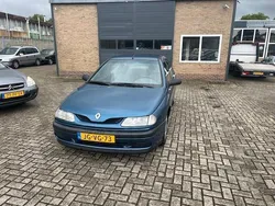 Blauw Gebruikt 1994 Renault Laguna | € 750
