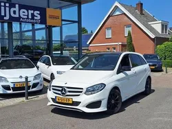 Wit Gebruikt 2018 Mercedes B180 Business MPV | € 17.450 (Eerlijke prijs)
