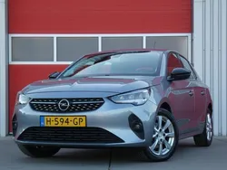 Grijs, metallic lak Gebruikt 2020 Opel Corsa Elegance Hatchback | € 12.950 (Goede deal)