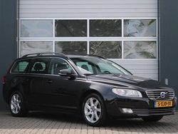 Zwart Gebruikt 2014 Volvo V70 Stationwagen | € 13.950 (Eerlijke prijs)