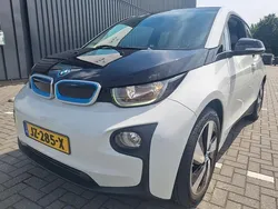 Wit Gebruikt 2016 BMW i3 Basis Hatchback | € 11.900 (Eerlijke prijs)