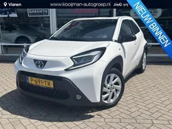 Wit Gebruikt 2022 Toyota Aygo Hatchback | € 15.950 (Eerlijke prijs)