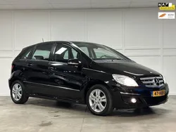 Zwart, metallic lak Gebruikt 2008 Mercedes B150 MPV | € 3.950 (Eerlijke prijs)