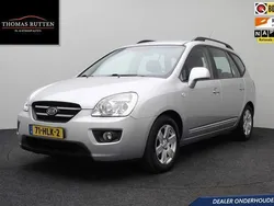Grijs Gebruikt 2009 Kia Carens 2 MPV | € 4.750 (Goede deal)