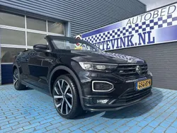 Zwart Gebruikt 2021 VW T-Roc Cabriolet R-line Cabriolet | € 32.450 (Eerlijke prijs)