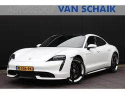 Wit Gebruikt 2020 Porsche Taycan Turbo Sedan | € 74.500