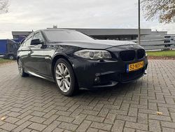 Zwart (metallic) Gebruikt 2010 BMW 525 Executive Sedan | € 6.999 (Eerlijke prijs)