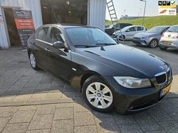Zwart Gebruikt 2005 BMW 318 Sedan | € 4.850 (Eerlijke prijs)