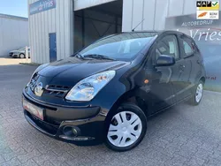 Nissan Pixo