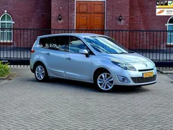 Grijs Gebruikt 2010 Renault Grand Scénic III MPV | € 3.999 (Eerlijke prijs)