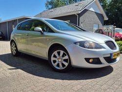 Grijs Gebruikt 2009 Seat Leon Style Hatchback | € 1.999