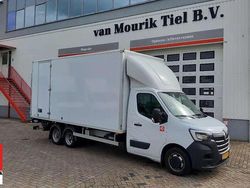 Wit Gebruikt 2023 Renault Master Van | € 56.400