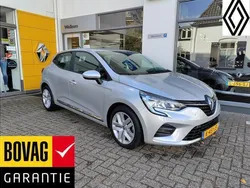 Grijs Gebruikt 2021 Renault Clio V Zen Hatchback | € 15.950 (Iets duurder)
