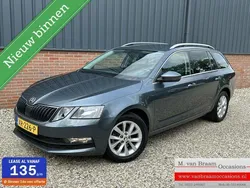 Grijs Gebruikt 2018 Skoda Octavia Stationwagen | € 9.945 (Eerlijke prijs)