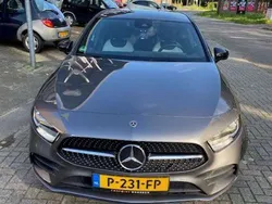 Grijs Gebruikt 2020 Mercedes A200 Premium Plus Sedan | € 26.500 (Goede deal)