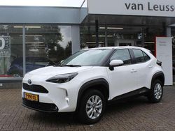 Wit Gebruikt 2023 Toyota Yaris Cross SUV | € 24.890 (Eerlijke prijs)