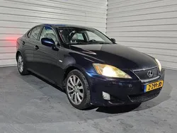 Blauw Gebruikt 2006 Lexus IS220d Business Edition Sedan | € 3.950