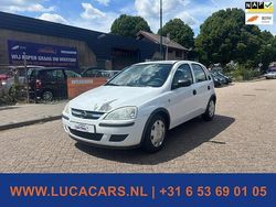 Wit Gebruikt 2004 Opel Corsa Essentia Hatchback | € 795 (Goede deal)