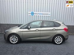 Grijs Gebruikt 2017 BMW 225 Active Tourer Executive MPV | € 15.950 (Goede deal)