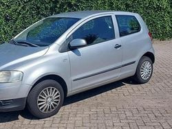 Grijs Gebruikt 2006 VW Fox Hatchback | € 750 (Goede deal)