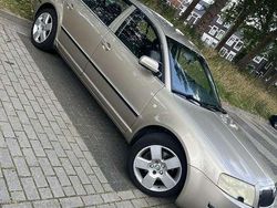 Beige Gebruikt 2004 Skoda Superb Elegance Sedan | € 3.000