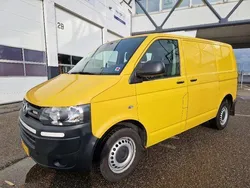 Geel Gebruikt 2014 VW T5 Van | € 7.999