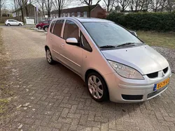 Zilver Gebruikt 2007 Mitsubishi Colt Stationwagen | € 2.299