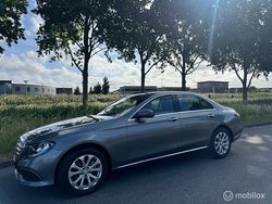 Grijs Gebruikt 2016 Mercedes E200 Prestige Sedan | € 24.500 (Goede deal)