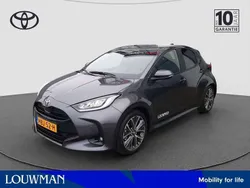 Grijs Gebruikt 2025 Toyota Yaris Hybrid Executive Hatchback | € 31.200 (Super prijs)