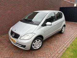 Grijs Gebruikt 2009 Mercedes A150 Business MPV | € 4.950 (Eerlijke prijs)