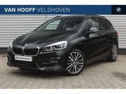 Saphirschwarz (donker zwart metallic) Gebruikt 2021 BMW 218 Active Tourer Comfort Edition MPV | € 27.950 (Iets duurder)