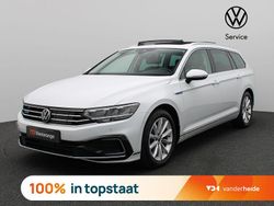 Wit Gebruikt 2023 VW Passat Business Stationwagen | € 36.900 (Goede deal)