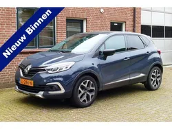 Blauw, metallic lak Gebruikt 2018 Renault Captur Intens SUV | € 12.249 (Eerlijke prijs)